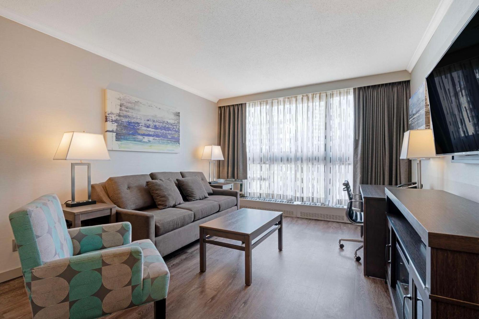 Best Western Plus Sands Vancouver Exterior photo